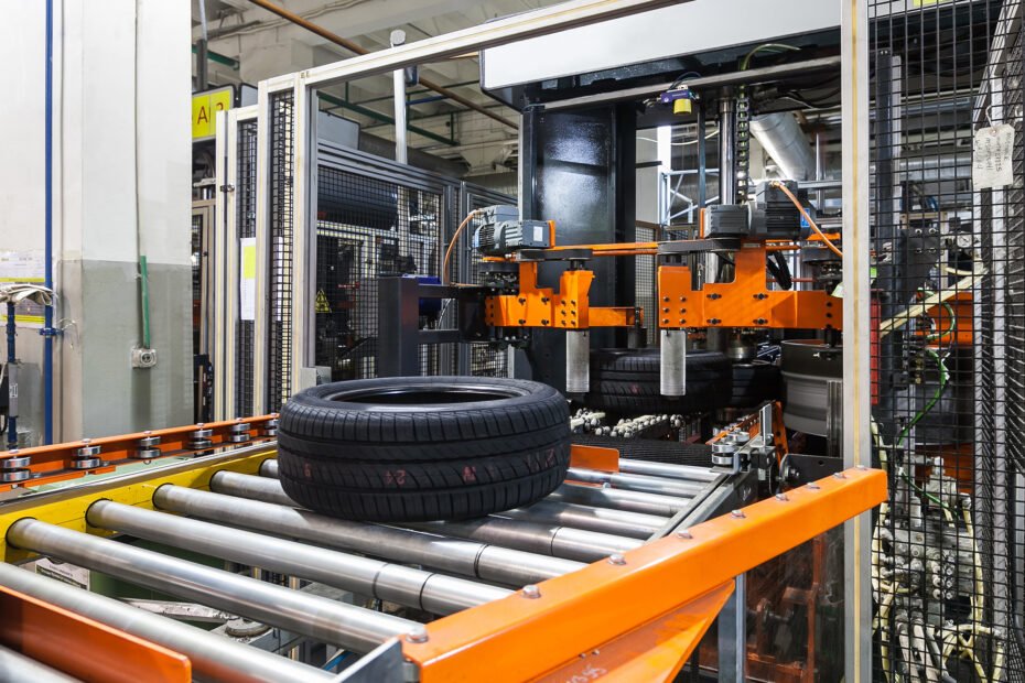Conveyors Improve Efficiency in Tire Manufacturing_SmartConvey