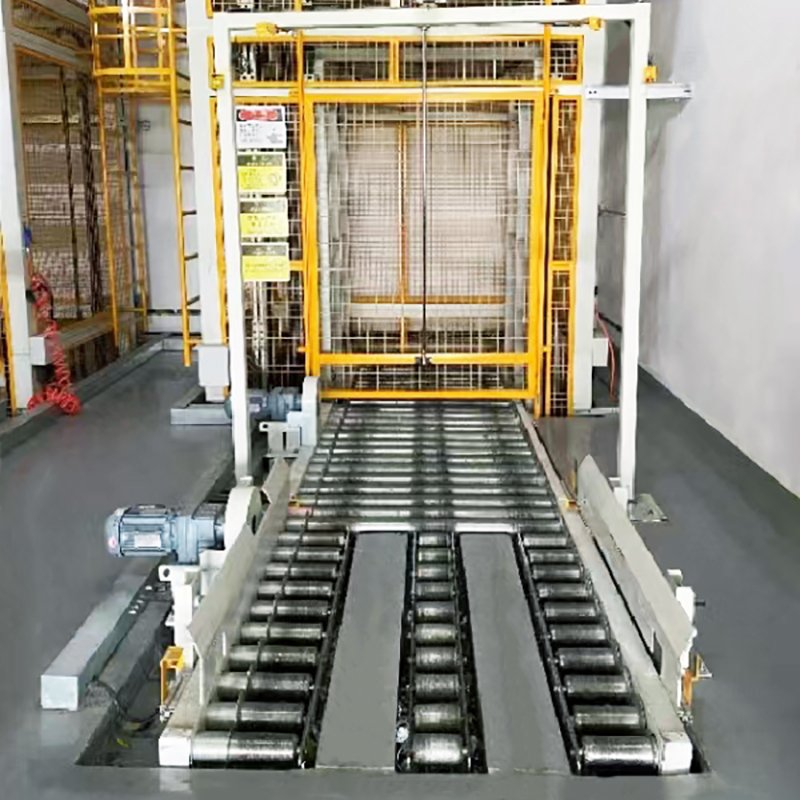 pallet lifting conveyor system